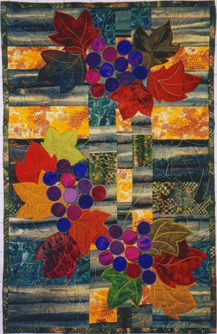 Pieced and appliqued 'Druer 2'