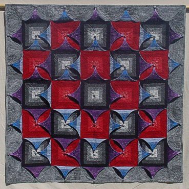 kameleon quilt in first colours, center arrangement